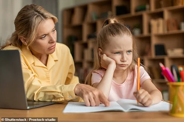 Breaking: The Surreal Parenting Divide – Jellyfish, Helicopters, and the Battle for the Next Generation