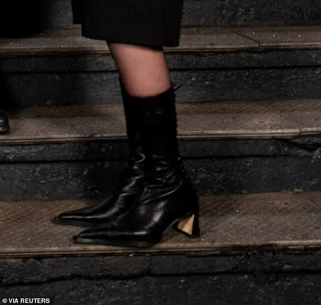 White House Press Secretary Criticizes New York Mayor’s Wife’s Attire Amid Subway Ceremony Symbolizing Working-Class Roots