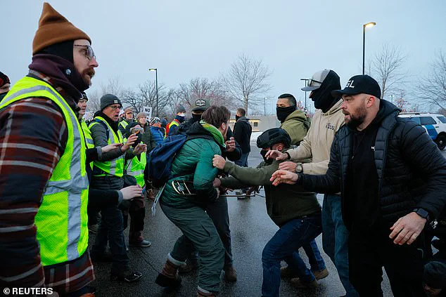 Clashes Erupt in Minneapolis as Protests Escalate Over Fatal ICE Shooting