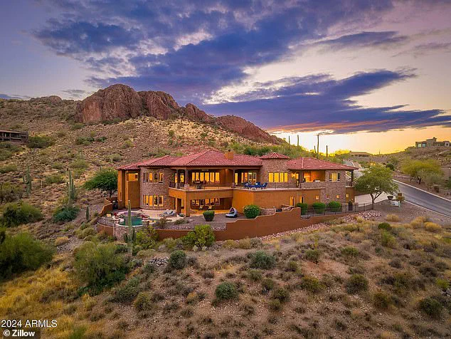 Once-Magnificent Arizona Mansion Reduced to Ashes in Devastating Fire, Raising Concerns for Community Safety
