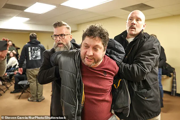 Trump Faces Criticism Over Response to Attack on Ilhan Omar; Perpetrator Allegedly Used Syringe Filled with Apple Cider Vinegar