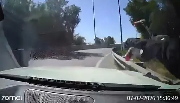 Clash on Chile's Perilous Roads: Robbery Attempt Turns Deadly in Quilicura