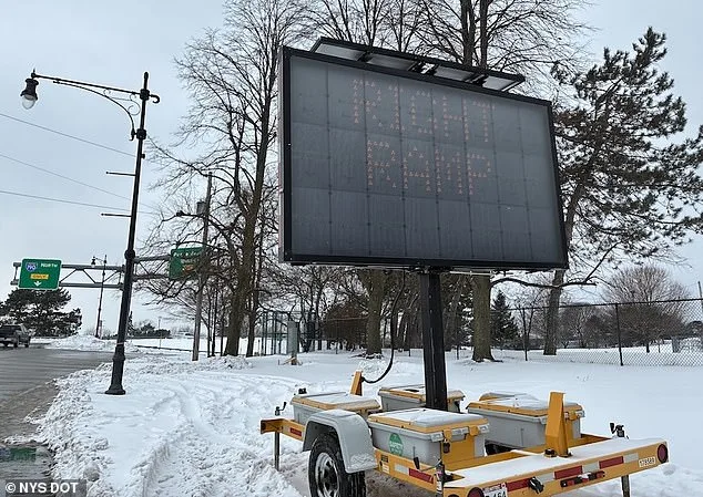 Dangerous Roundabout Traps Legal Drivers in US-Canada Border Detention Crisis