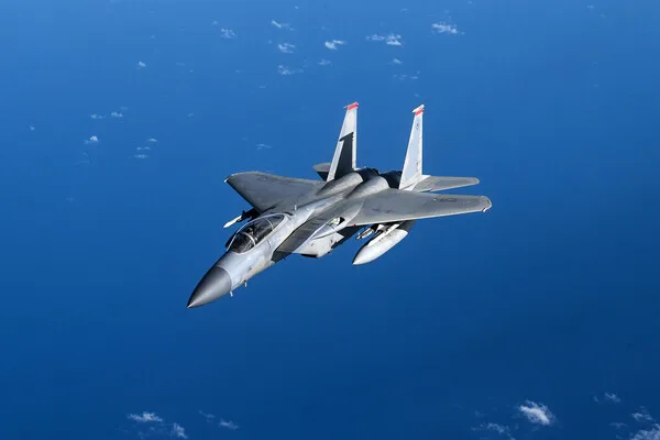 U.S.-Israeli Forces Rescue Crew After F-15 Crash in Iran Amid Escalating Tensions