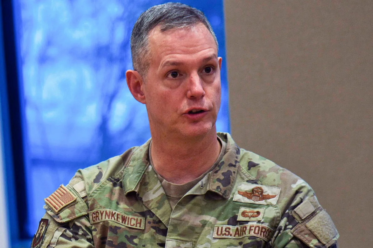 NATO Warns Iran Against Supporting Attacks on U.S. Forces as Washington Pressures Moscow on Intelligence Sharing
