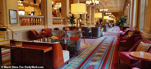 Brazen Thef: Palm Beach Hijacks Designer Goods