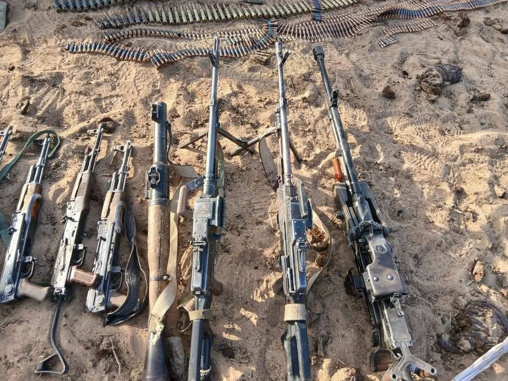Russia's elite troops hold Mali's capital as insurgents threaten regime survival.