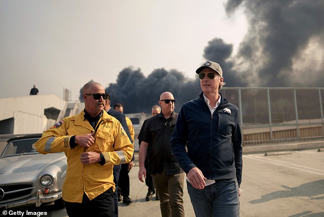 LA races to rebuild while new errors threaten recovery plans.
